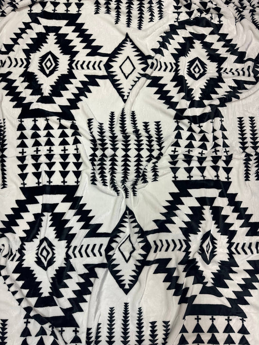 Black & White Aztec King Size