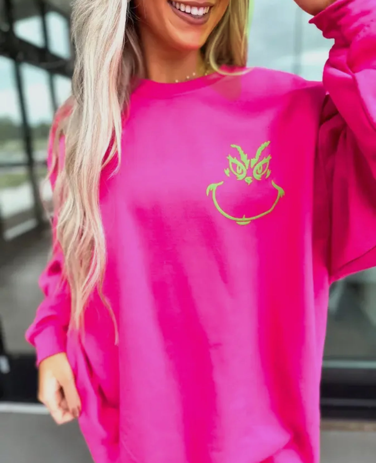 Grinch Sweatshirt (hot pink)